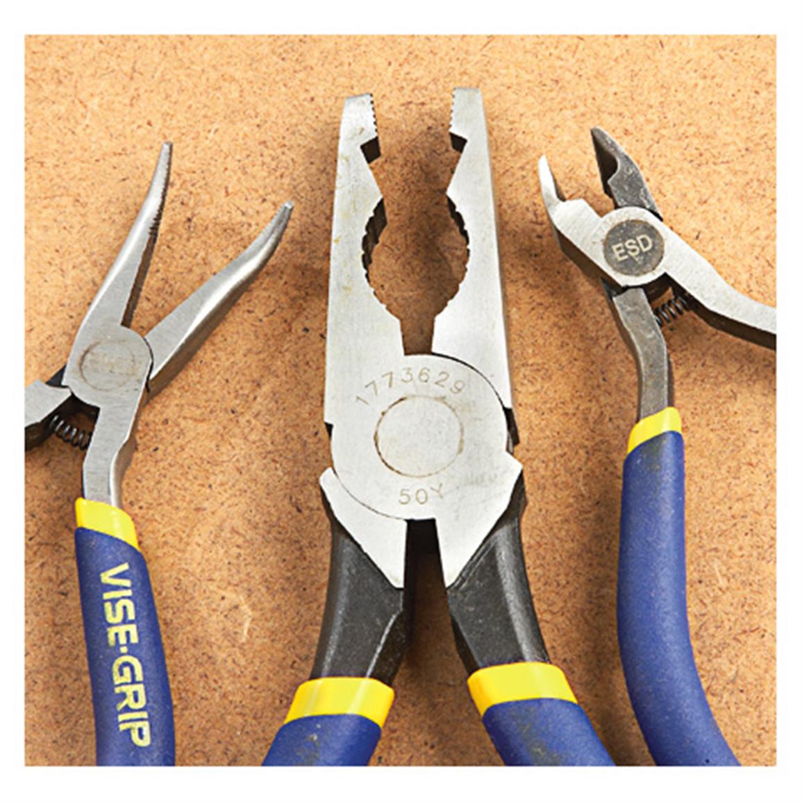 Pliers